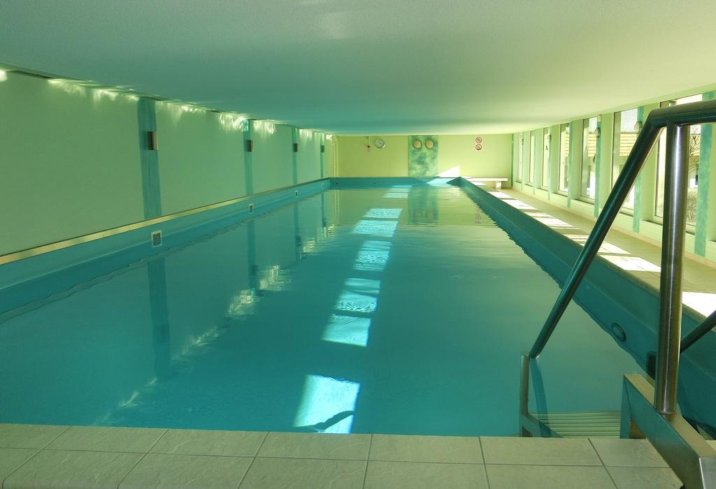 Seeblick Appartement Kaspar direkt am Ossiacher See mit Hallenbad Ski Gerlitzen Haus KMB Bodensdorf Exterior foto